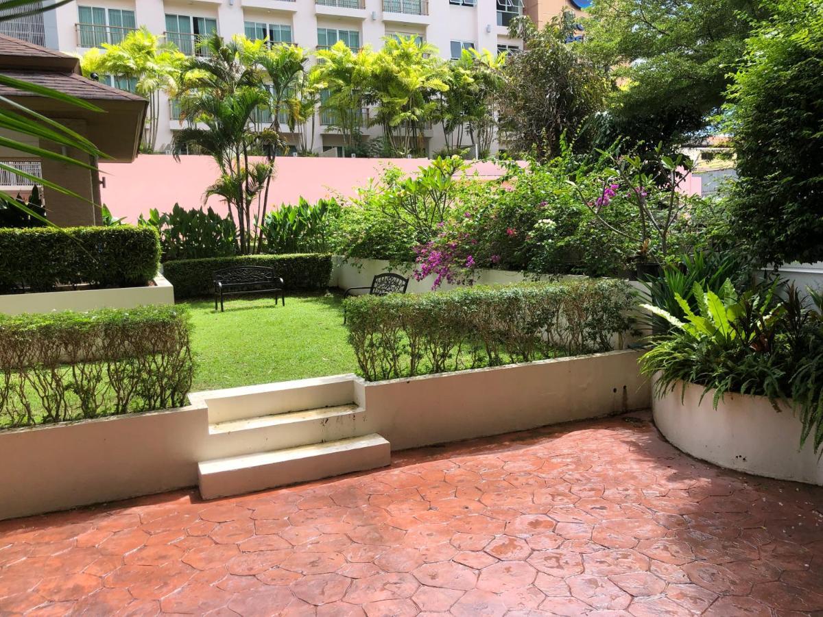 Phuket Apartment, Patong- Pool View